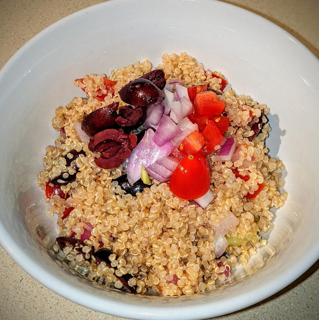 Greek Quienoa Salad