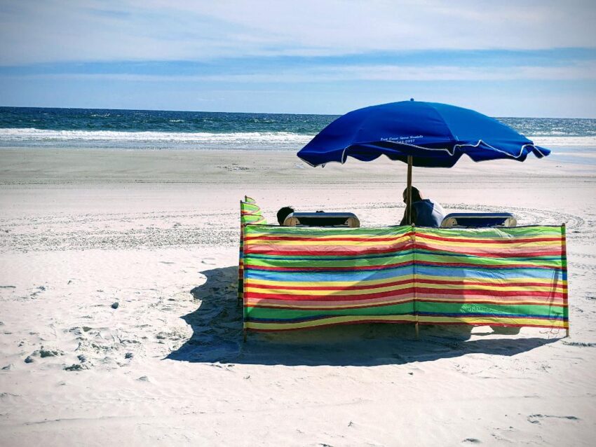 Simple Beach Chair Rentals Jacksonville Fl for Living room
